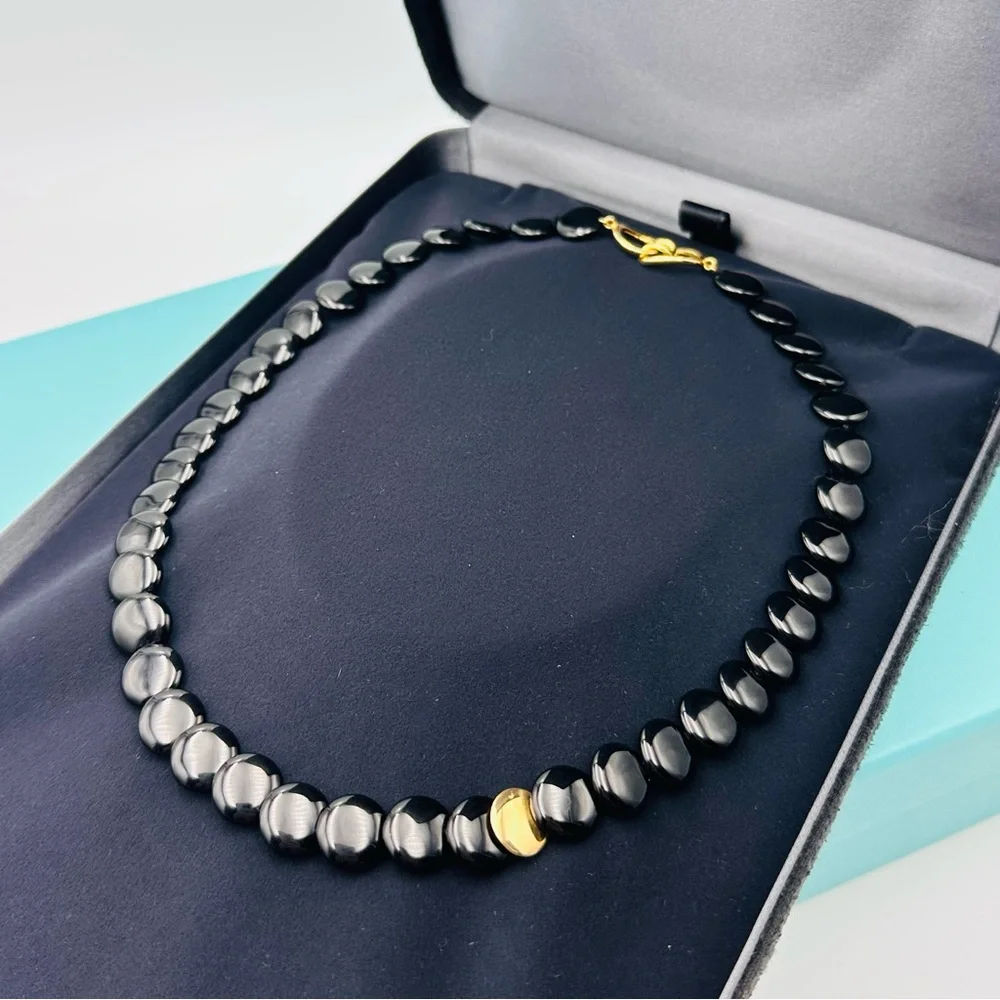 Vintage Tiffany & Co. Lentil Onyx 18K Yellow Gold Necklace 17” Presentation Box